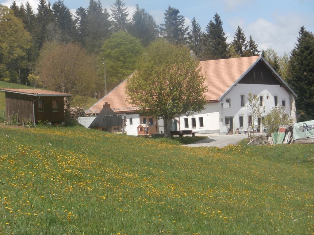B&B La Ferme De Pouillerel La Chaux De Fonds Dış mekan fotoğraf