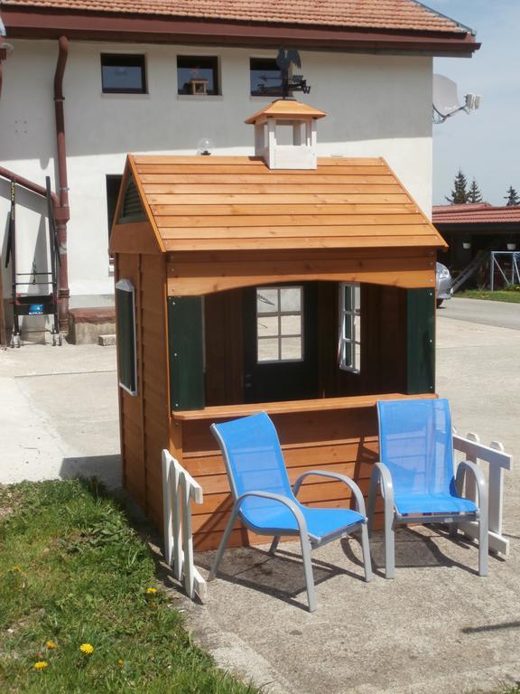 B&B La Ferme De Pouillerel La Chaux De Fonds Dış mekan fotoğraf