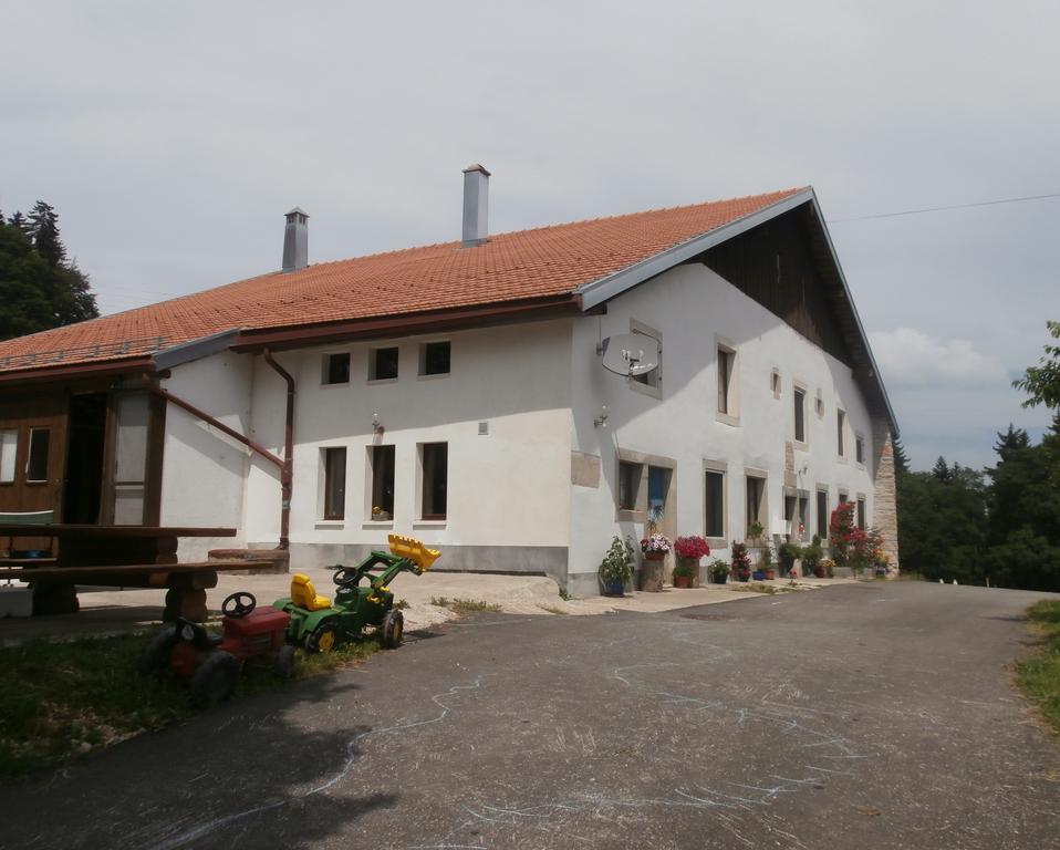 B&B La Ferme De Pouillerel La Chaux De Fonds Dış mekan fotoğraf